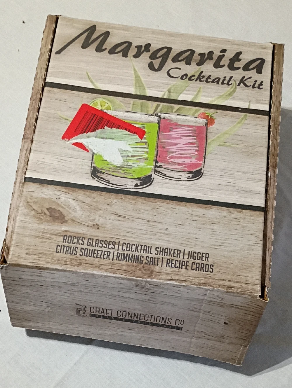 Margarita Cocktail Kit - Illustrated Wood Box